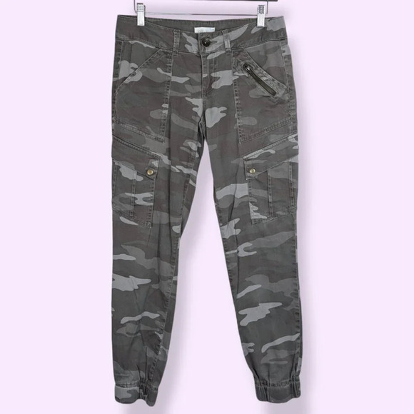 Jolt Green Camo Joggers - Picture 1 of 5